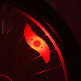 Met spaken van de batterij fietsen Licht mountainbike led licht veiligheidswielverlichting drie modus fietsverlichting fietsen accessoires
