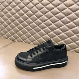 Avec Box Designer Automne Nouveaux Hommes Femmes Cuir Brillant Mesh Ing Chaussures Casual Confortable Respirant Voyage En Plein Air Randonnée 8293