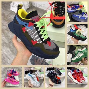 Con caja Diseñador Moda para hombre y mujer Correr Deporte Oficina Blancura Zapatos Flecha Esquina afilada Costura inferior Color Flecha Transpirable Fuera de la plataforma alta Zapatillas de deporte