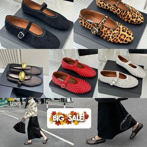 Met doosontwerper Sandaal Ballet Slipper Schuifregelaar platte dressing schoenen Dancing Women Teen Rhinestone Boat Shoes Luxe geklonken gesp geschoenen Maat 35-40