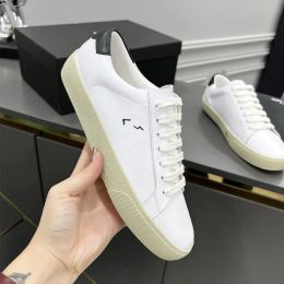 Avec boîte Designer YS Sneakers Chaussures Chaussures de créateurs Chaussures de luxe Toile Court Classic SL06 Chaussures en détresse 2021SS Signature brodée Low Top Cuir Sneak YSLITY P9F3