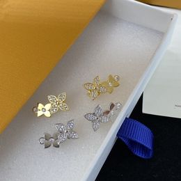 Met doos Fashion Designer Studs Oorbellen voor vrouwen Dual Flower Stud Pearl Sieraden Goud Zilveren letters Hoop Earring Diomond No Fade