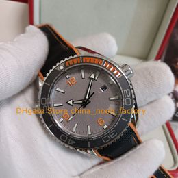 Con scatola Orologi automatici da uomo Data 44mm Quadrante grigio 600m Cinturino in caucciù Cal.8900 Movimento Orologi da polso Sport Orologio meccanico