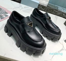 Met Doos Monolith Zwart Leren Loafers Schoenen Voor Dames Platform Mocassins Patent Matte Loafer Dikke Zool Veterschoenen Sneaker Dik