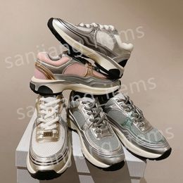 MET DOOS Runway 23C Sneakers Schoenen voor Dames Heren Trainer Goud Zilver Maat 35-45 Pailletten Gewatteerde Platte Runner Reflecterende Stof Suède Lage Veters Hardloopschoenen Laarzen