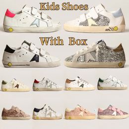 con la caja vendiendo nuevos niños calzado italia marca dorada infantil infantil súper estrellas zapatillas lentejuelas clásicas clásicas blancas do-viejos