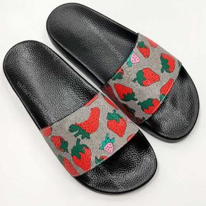 Met doosglaasjes schuimlopers slippers sandalen sneakers schoenen print rood blauw zwart wit rubber zomer platte mannen dames ontwerper strand mode us17