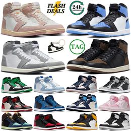 2024 Herenontwerper Basketbalschoenen Palomion Satijn gefokt gewassen Black Chicago Red Dark Mocha Digital Pink Walking Women wandelen buitenschoenen trainers sneakers