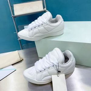 Avec boîte blanc épais pain plat couples skateboard nouveaux hommes femmes doux confortable respirant cuir à lacets décontracté all-match chaussures tailles 35-46 5504