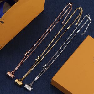 Met doos dames luxe designer ketting choker hanger ketting 18k goud vergulde roestvrijstalen letter kettingen bruiloft sieraden accessoires