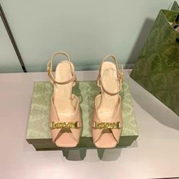 Met doos vrouwen schoenen luxe designer merk sandalen zomer verfijnde dubbele g hakken kettingen sandaal 80mm stiletto hak peep tenen lederen EU35-40