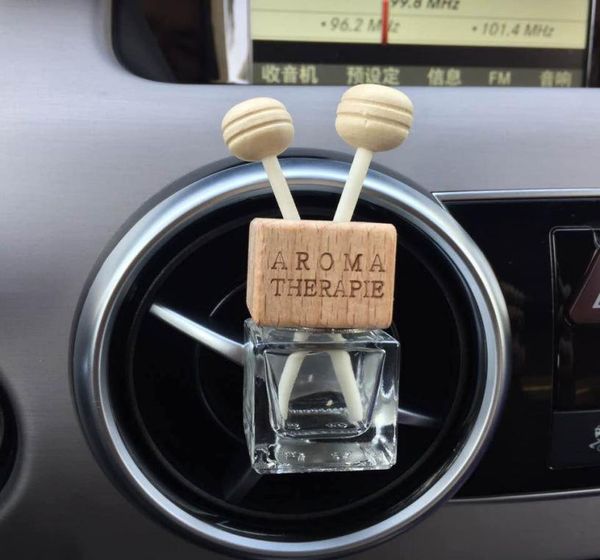 Avec Clip Wood 8 ml Car Perfument suspendu Perfument Ornement Ornement Cube Perfume Bouteille Air Faiilles d'air pour les huiles essentielles DIFFUSER PRAUTANCE8766251