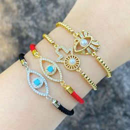 con ojo de diablo, temperamento versátil y pulsera de corazón de perlas con incrustaciones de circón