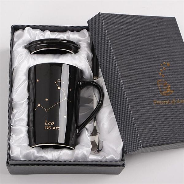 Avec boîte-cadeau 12 s tasses en céramique créatives avec couvercle cuillère noir et or porcelaine zodiaque lait tasse à café 400ML eau 220311