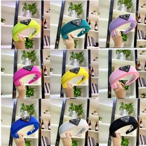 Avec Logo De Luxe Designer Fitness Bandeaux Bandes De Cheveux Pour Femmes Fille Marque Élastique Bandeau Sport Bandeau Head Wrap Dames Cadeau De Noël bijoux en gros