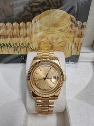 Avec une boîte d'origine de haute qualité Luxury Classic Mens Watch Automatic Mechanical Watches 41mm Fashion Wristwatch Business Wristcs avec Calendar Montre de Luxe