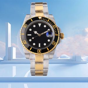 Met doos Luxe horloge van hoge kwaliteit 40 mm saffierglas China 2813 uurwerk Mechanisch Automatisch Herenhorloges Waterdicht Sport Superlichtgevend manmodehorloge