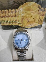 Con caja original de moda de lujo Watches de alta calidad Bisel de diamante azul de 8K Diamond 18038 Automatic Mens Sapphire Watch 202365