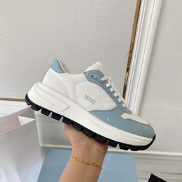 avec une boîte d'origine pour femmes chaussures de sport décontractées en bas de bassette de plate-forme épaisse de vue de semelle extérieure authentique en cuir en cuir blanc blanc noire de lacep sneaker avec boîte