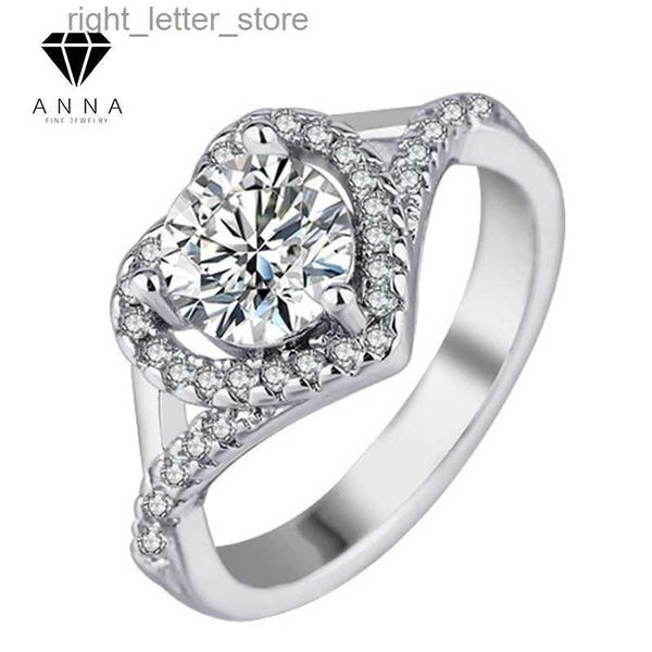 Avec pierres latérales 1 bague en diamant Moissanite en forme de coeur en argent sterling 925 plaqué platine alliance promesse pour femmes bijoux de mariage YQ231209