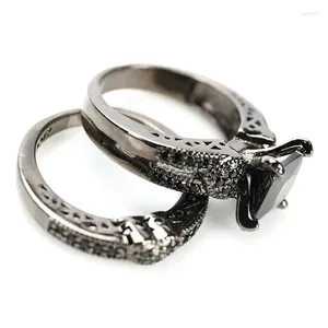 Avec pierres latérales 2 pièces/paire bagues de fiançailles à la mode Cz noir or bijoux de fête Bague Femme Anillos pour Couple