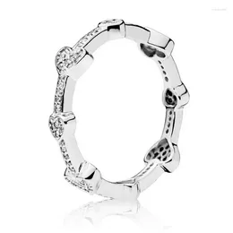 Avec des pierres latérales 2024 Arrivé Authentique 925 Sterling Argent Séduisant Coeurs Bague Pour Femmes Cadeau D'anniversaire Fête De Mariage Fine Europe Bijoux