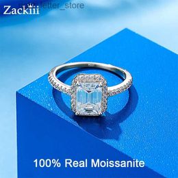 Met zijstenen 2CT Emerald Cut Moissanite verlovingsring Radiant Cut Moissanite Diamond Weddig Band voorstel ringen voor vrouwen bruiloft sieraden YQ231209