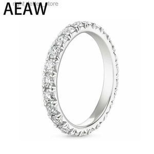 Met zijstenen AEW S925 Zilver 1,8 mm DF Kleur Moissanite Eternity Wedding Band Moissanite Ring voor Dames Dames Ring YQ231209
