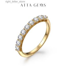 Met zijstenen ATTAGEMS Luxe ronde geslepen 2,5 mm Moissanite ring voor vrouwen massief 18K 14K 10K geel gouden ring Engegament trouwring fijne partij YQ231209