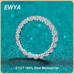 Com pedras laterais EWYA luxo real 0.1CT 3mm moissanite anel de diamante para mulheres S925 prata esterlina completa anéis de casamento aliança de casamento joias finas YQ231209