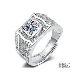 Avec des pierres latérales Fl Diamant Dominateur Sierplated Imitation Moissanite Deux Carats Lumière Luxe Respecter Par Mens Anneau Bdehome Drop Deli Dhl9C