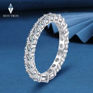 Avec pierres latérales Houtros 3mm bague Moissanite complète couleur D VVS1 925 bagues en diamant de mariage en argent Sterling pour femmes hommes bande fête bijoux fins YQ231209