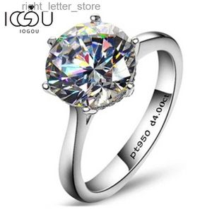 Met zijstenen IOGOU Luxe Moissanite verlovingsring 2-4ct Solitaire 925 sterling zilveren diamanten trouwringen voor vrouwen met GRA-certificaat YQ231209