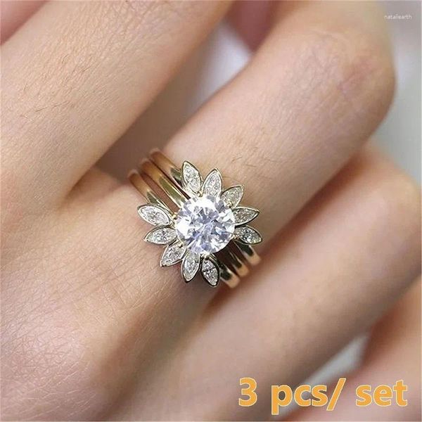 Avec pierres latérales ROMAD 3 pièces bague/ensemble anneaux en or Rose pour femmes en forme de fleur cristal blanc Zircon bague de fiançailles de mariage taille 6-10 Anillos