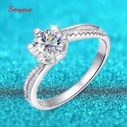 Met zijstenen Smyoue 1.0 Voorstelring voor vrouwen Classic Sixclaw Crown Lab Gegroeide Diamond trouwring S925 Sterling Silver 230214