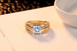 Avec des pierres latérales ZSS Women Fashion Ring / Set Rose Gold rempli de fiançailles de mariage Anneau en alliage pour différentes occasions bijoux