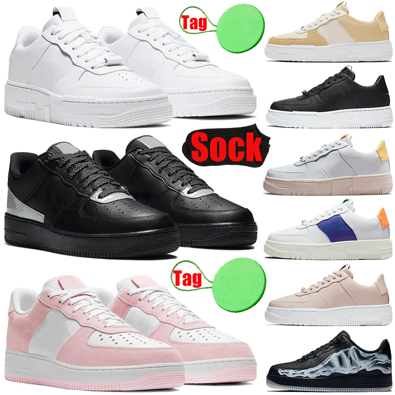 With Sock Tag react men women running shoes Pixel Undefeated triple black white Sail Tan Desert Sand mens womens trainers sports sneakers runners newest