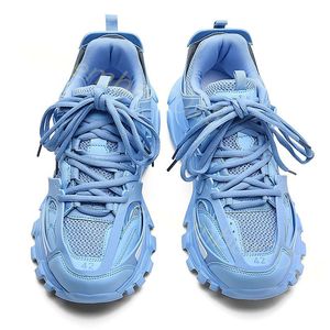Avec des chaussettes 2024 Chaussures décontractées de marque célèbre Designer Hommes Femmes Track 3 3.0 Baskets à plateforme Vintage Tracks Runners Tess.Baskets Gomma en cuir R36