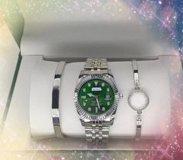 Met drie stukken accessoires beroemde heren horloges zakelijke casual klok Japan Quartz beweging Volledige roestvrijstalen diamanten ring groothandel mannelijke geschenken polshorloges