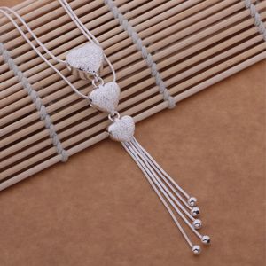 Gratis verzending met trackingnummer Beste Most Hot Sell Dames Delicate Gift Jewelry 925 Silver 3 Heart Tassels Necklace