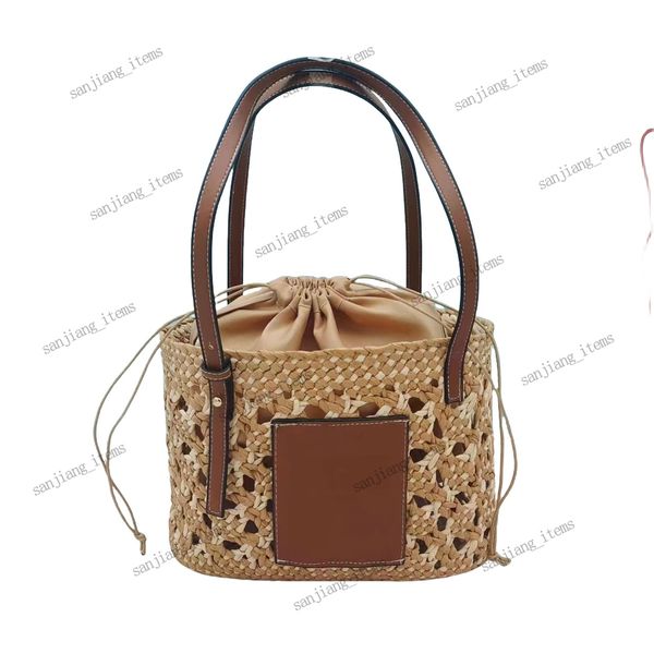 Triangle Straw en osier en osier crossbody Sacs à cordon cordon de bandes sacs à crochet de haute qualité 2024 Femmes Summer le créateur de mode tissé Hobo Bamboo Pouchets de paniers