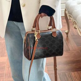 WOC Designer Bag Mini Boston Womens Triumphal Boston Bag Ava High Light Luxury Celies Pillow Bag Kleine veelzijdige crossbody handtas