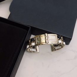 Vrouw Bangle CCity logo Designer Luxe Merk Metalen Gouden Armbanden Vrouwen Man Open Armband sieraden Gift 66
