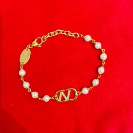 Bracelets de charme de charme V Lettre de créateur marque perl mode luxe Vlogo Chain Bracelet Jewelry Trend Women Diamond Metal Bracelet JMGHK