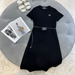 Kadın Giyim Günlük Elbiseler Kısa Kollu Yaz Bayan Elbise kemeri zincir dekorasyon Budge Tasarımcısı Ile Stil Bayan Seksi etek