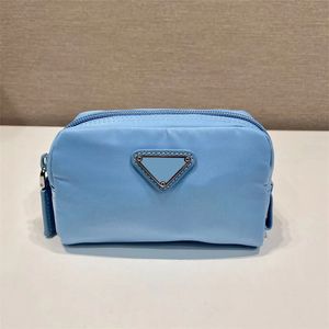 Mujer Clutch Reylon Magno Bag Diseñadores Tocante de lavado Bolsas de viaje de lujo Bolsas cosméticas Men Moda Nylon Purse Pe Small Make Up Bag