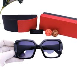 Vrouw Designer Heren Zonnebril voor Dames Retro Checkers Brillen Goggle Outdoor Beach Driver UV400 Zonnebril 4 Kleuren
