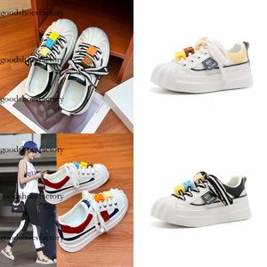 Femme Fashion Chaussures Designer Casual Yellow Girls Party Farty Play Style Trainers Édition originale