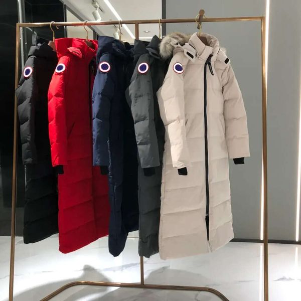 Mujer Piel Puffer Abrigo Moda Largo Parkas Abrigos Invierno Patrón Clásico Chaquetas Diseñador Para Mujer Puff Chaqueta Ropa de abrigo Alta Calidad 23FW Moda Nuevos productos