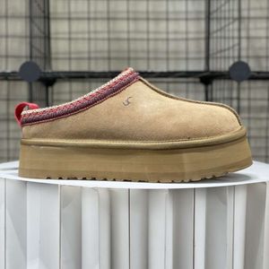 Mujer Piel Tasman Chesut Diapositivas Piel de oveja Shearling Tazz Zapatillas Hombres Ultra Plataforma Bota Slip-on Zapatos Ante Superior Confort Otoño Invierno Tamaño